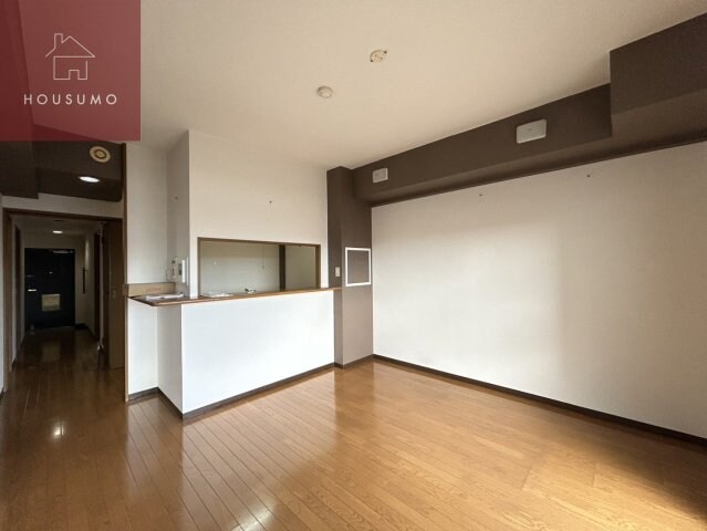 物件内観写真5　(ゆったり過ごせるリビングです)