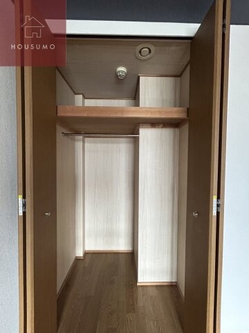 物件内観写真16　(ちょっとした収納スペースも充実しています)