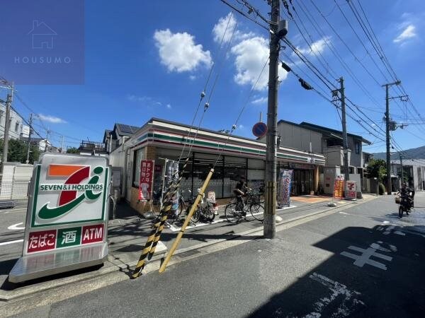 周辺環境(セブン-イレブン 河内山本駅東店 389m)