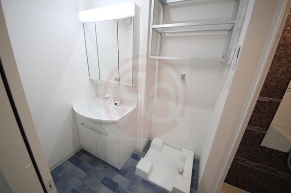 洗面・脱衣所(広い洗面スペース)