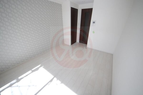 居室(ゆったりとした居間です)