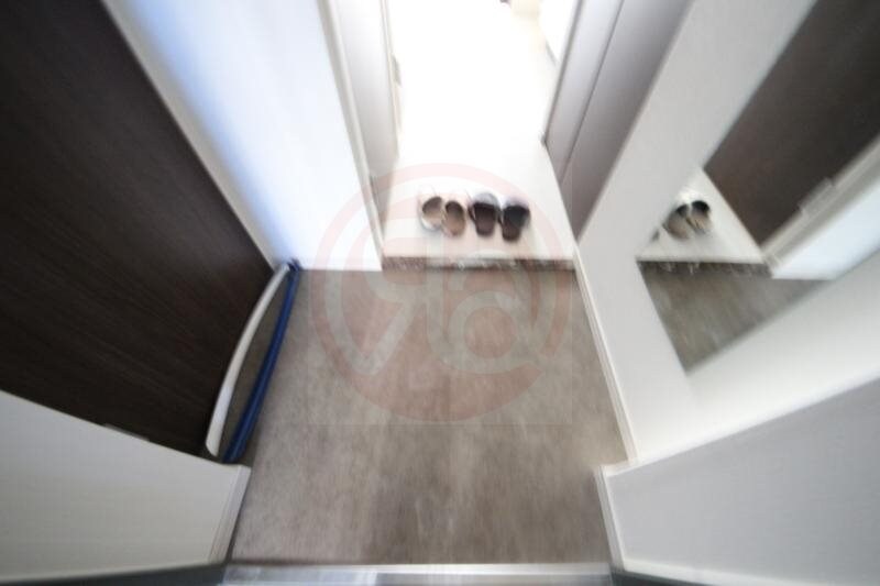 物件内観写真16　(落ち着いた玄関です)