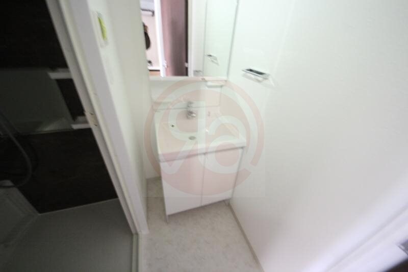 物件内観写真18　(脱衣スペースもあります)