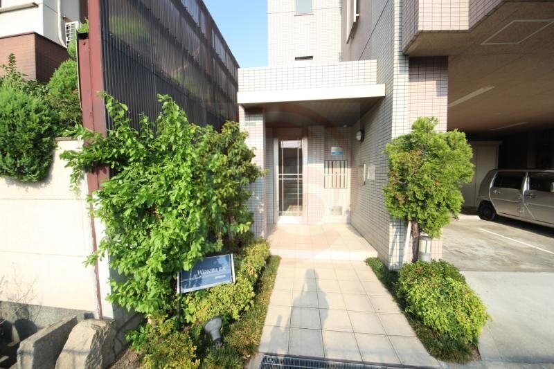 物件外観写真2　(エントランスです)