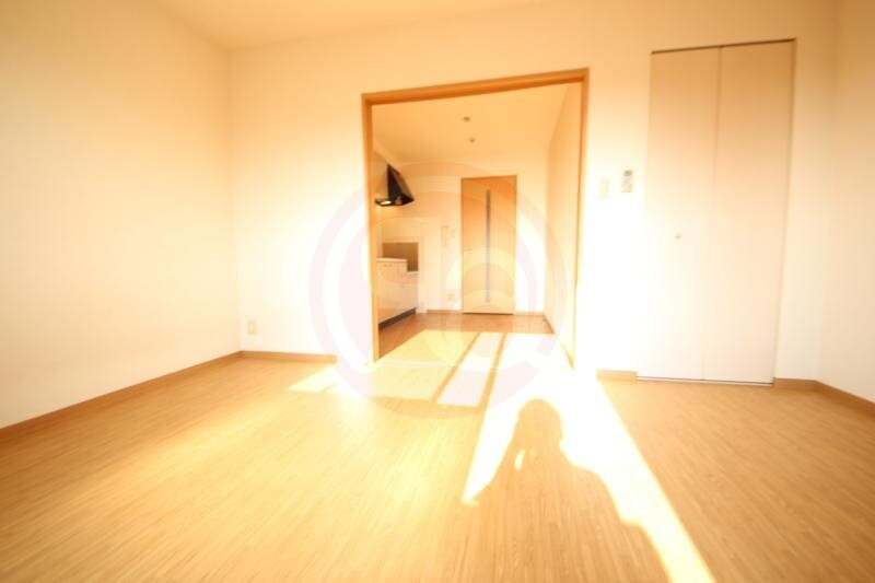 物件内観写真6　(使いやすい居間です)