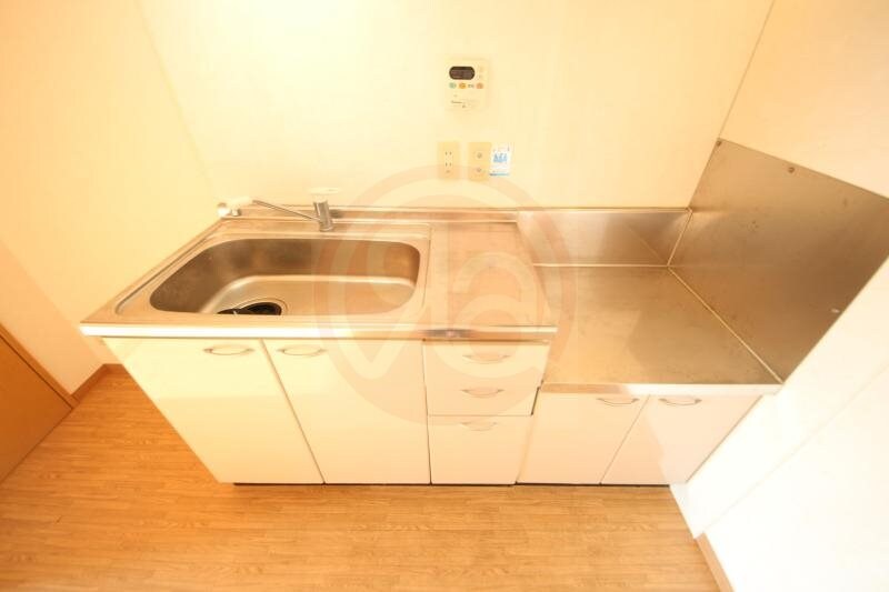 物件内観写真8　(使いやすいキッチンです)