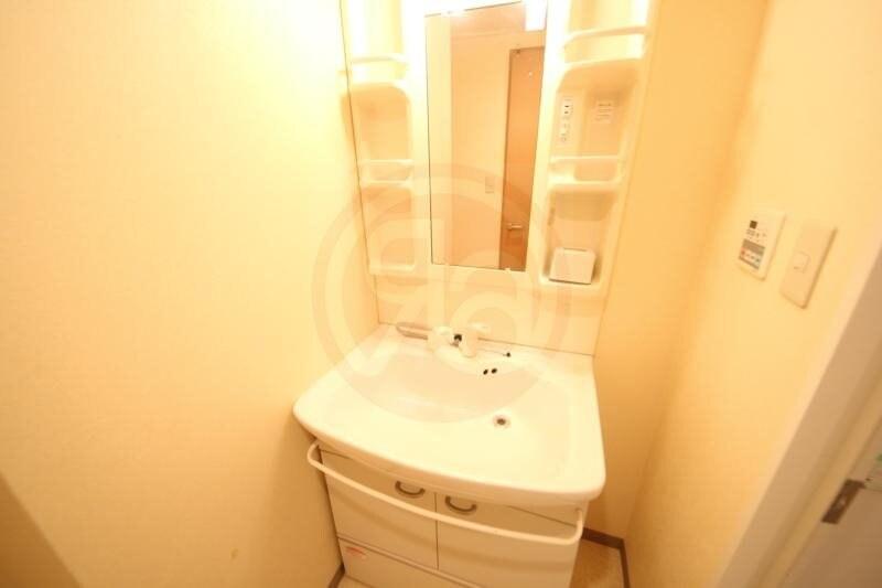 物件内観写真20　(独立洗面化粧台付き)