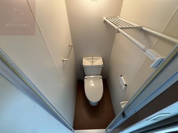 物件内観写真8　(トイレもきれいです)