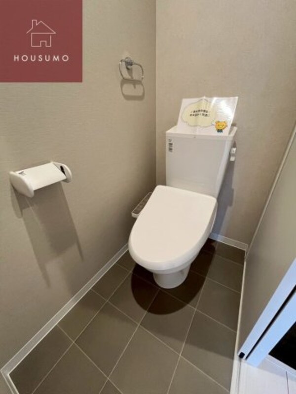 トイレ(清潔感のあるトイレです)