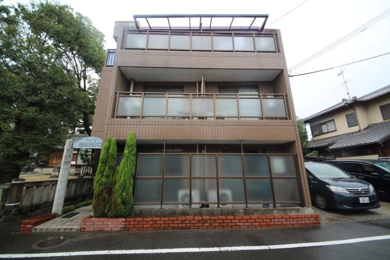 物件外観写真4　(外観です)