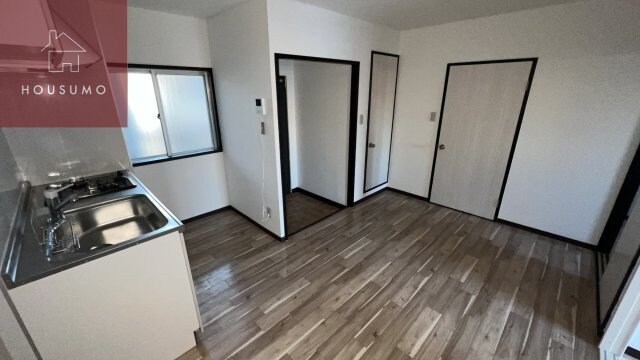 物件内観写真4　(使いやすいリビングです)