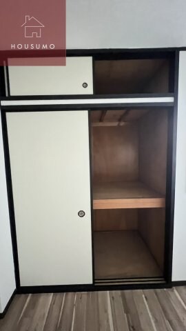 物件内観写真11　(専用の収納スペースです)