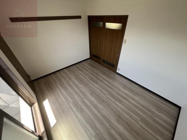 物件内観写真19　(使い勝手のいい寝室です)