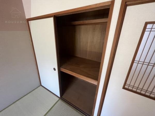 物件内観写真28　(便利な収納スペースです)