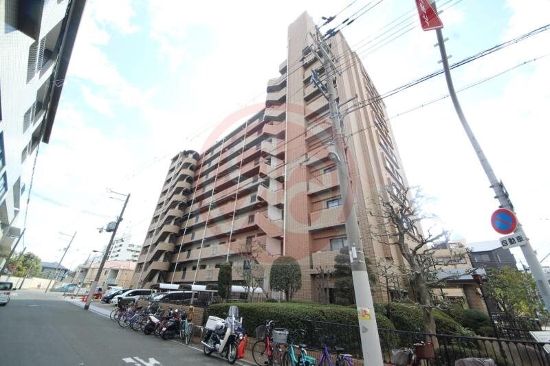 物件外観写真3　(きれいな外観です)