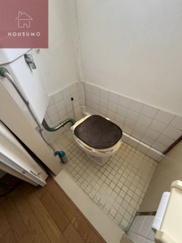 トイレ(シンプルで使いやすいトイレです)