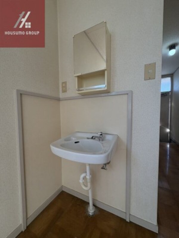 独立洗面台