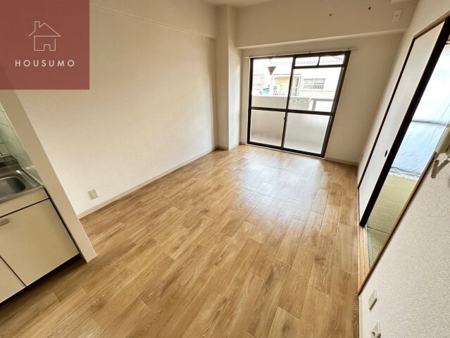 物件内観写真5　(居間です)