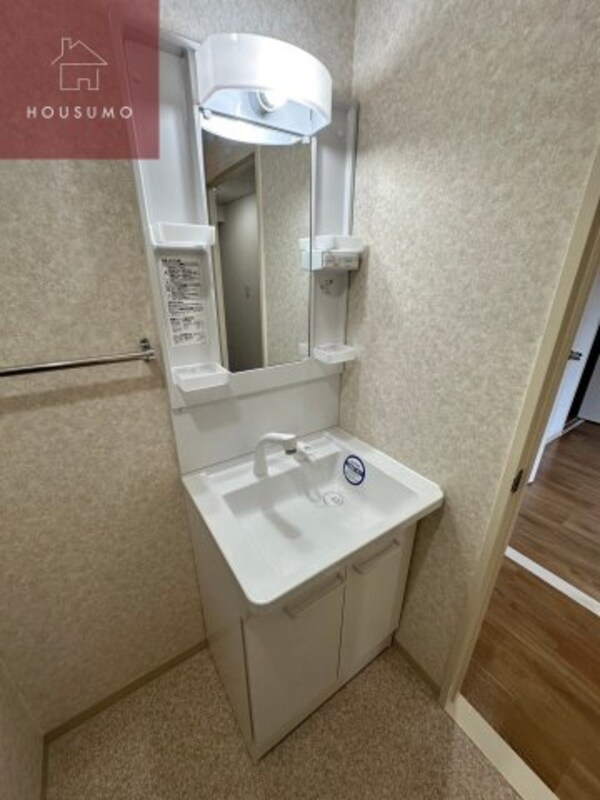 洗面・脱衣所(広い洗面スペース)