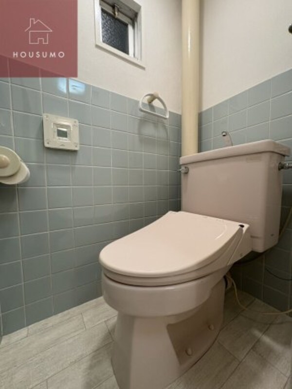 トイレ(シンプルで使いやすいトイレです)