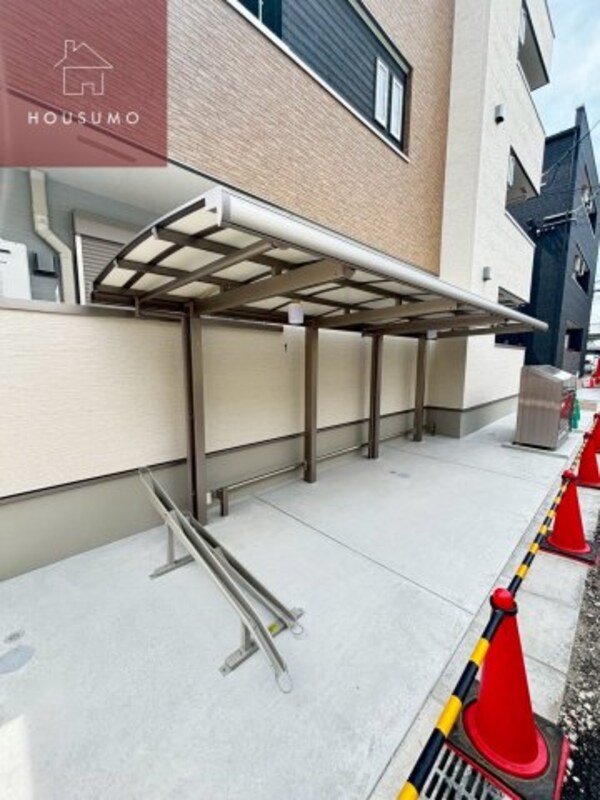 ロビー・ラウンジ(建物の内部です)