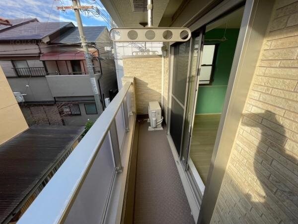 物件内観写真13　(落ち着いた時間を過ごせるバルコニーです)