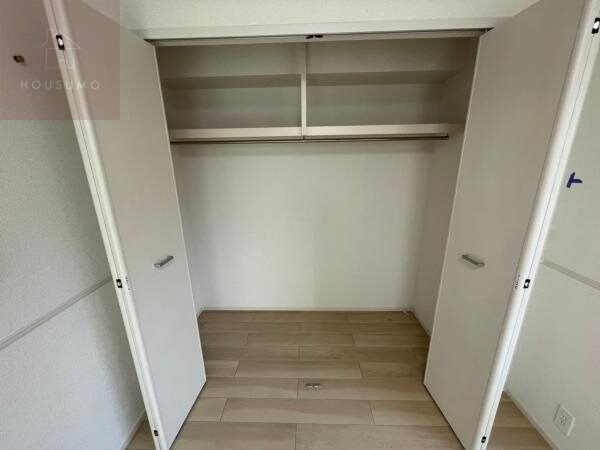 物件内観写真22　(小物を収納するのに便利です)