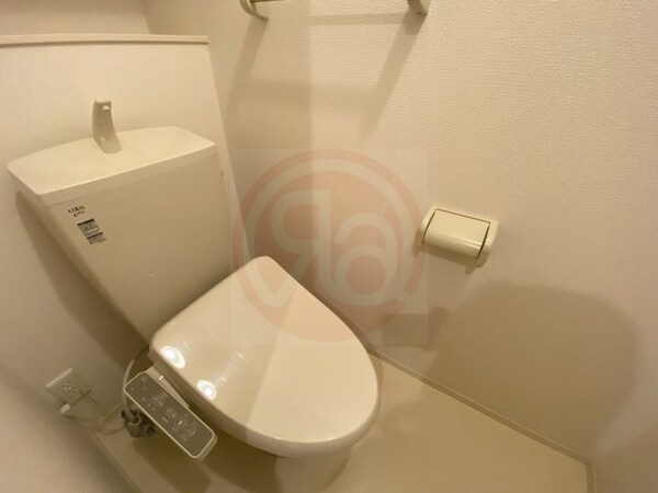 トイレ(清潔感のあるトイレです)