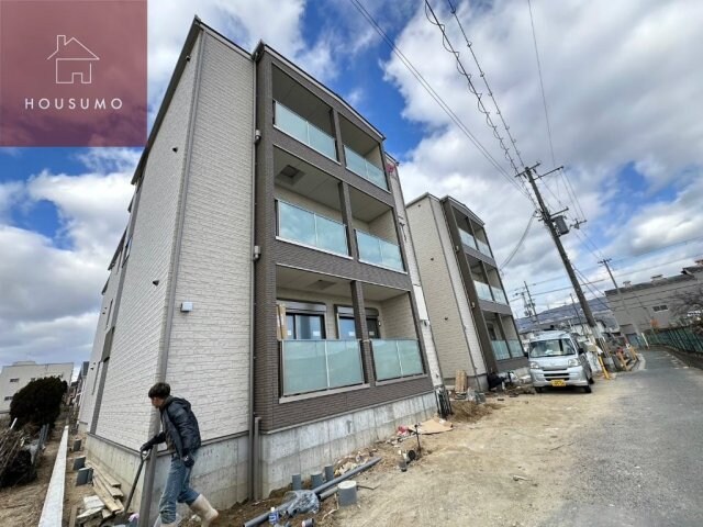 物件外観写真1　(おしゃれな外観です)