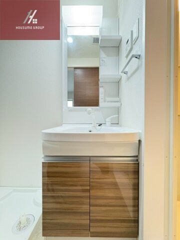 物件内観写真18　(独立洗面台です)