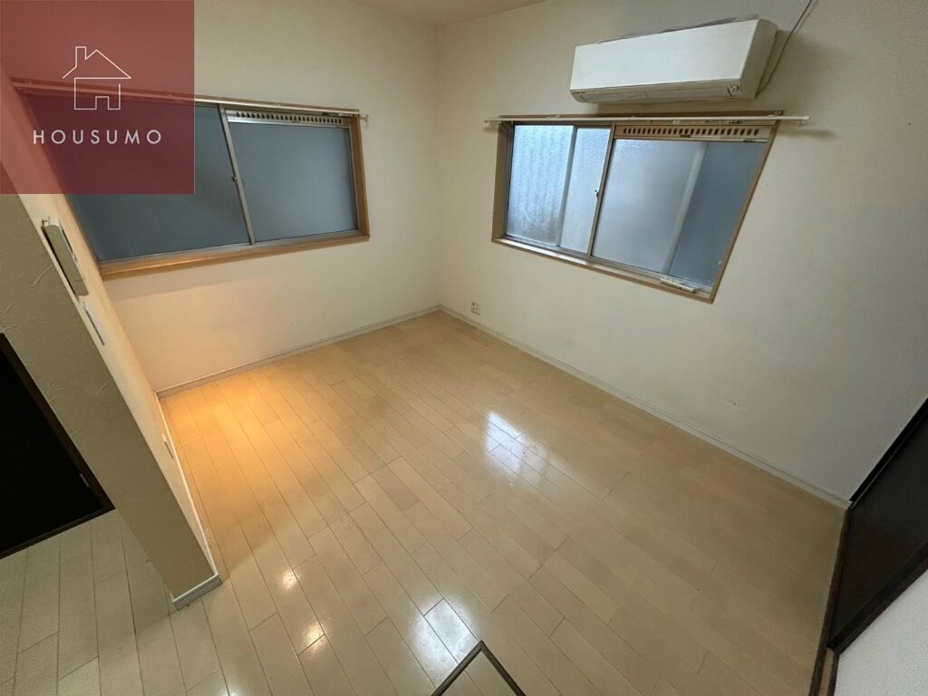 物件内観写真16　(おしゃれなリビングです)