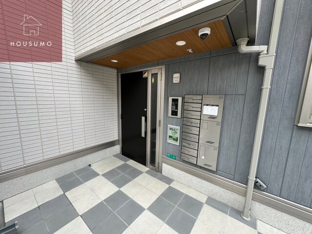 物件外観写真2　(建物の内部です)