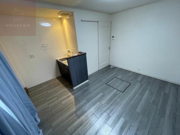 物件内観写真21　(使い勝手のいい洋室です)