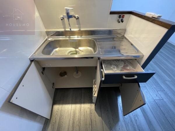 物件内観写真22　(便利な収納スペースです)