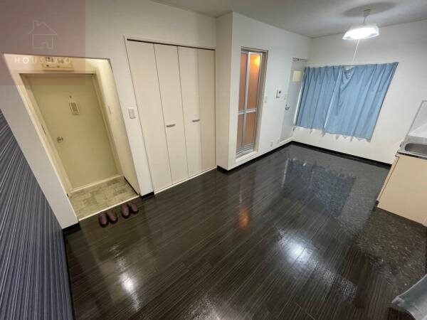 物件内観写真16　(リビングです)