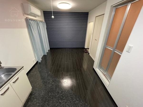 物件内観写真23　(使い勝手のいい洋室です)