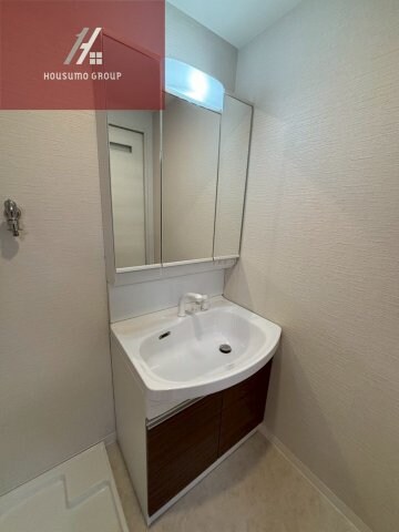 物件内観写真16　(独立洗面化粧台付き)