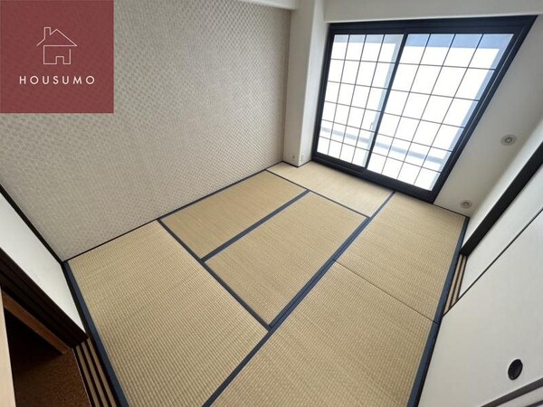 和室(きれいな和室です)