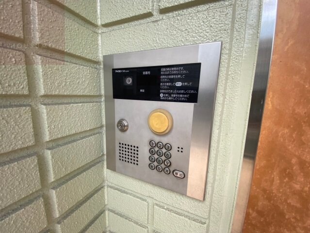 物件内観写真15　(落ち着いたロビーです)