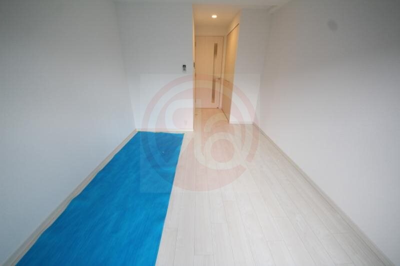 物件内観写真26　(個人の部屋や寝室として使える洋室です)