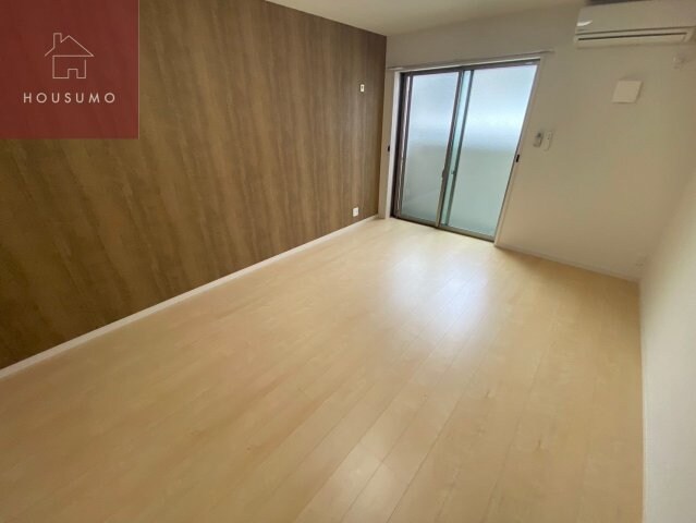 物件内観写真7　(おしゃれなリビングです)