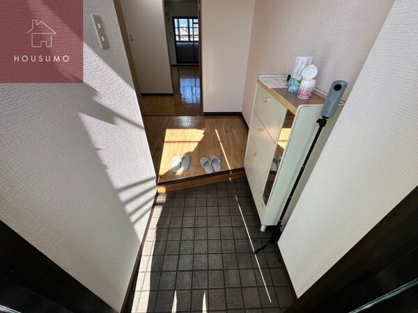 玄関(玄関です)