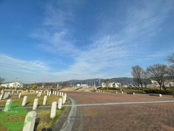 周辺環境(花園中央公園 1094m)