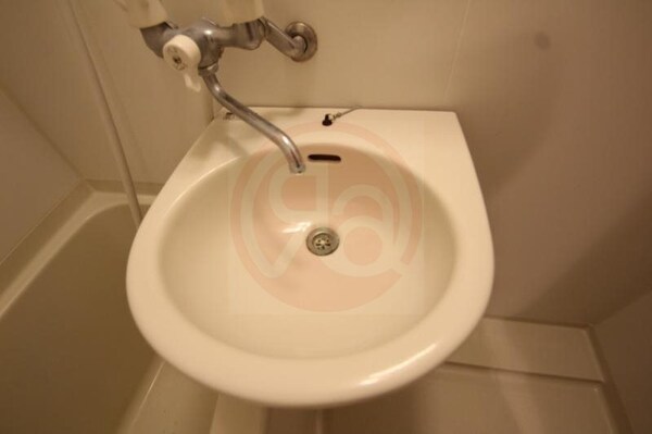 洗面・脱衣所(コンパクトで使いやすい洗面所)