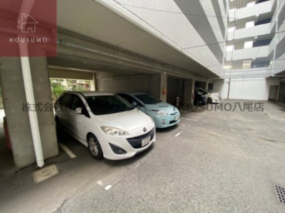 物件外観写真3　(駐車場があります)