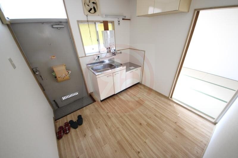 物件内観写真18　(使い勝手のいい洋室です)