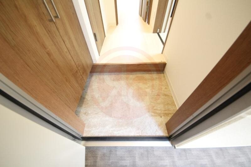 物件内観写真17　(きれいな玄関です)