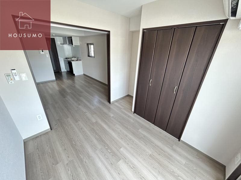 物件内観写真29　(使い勝手のいい洋室です)