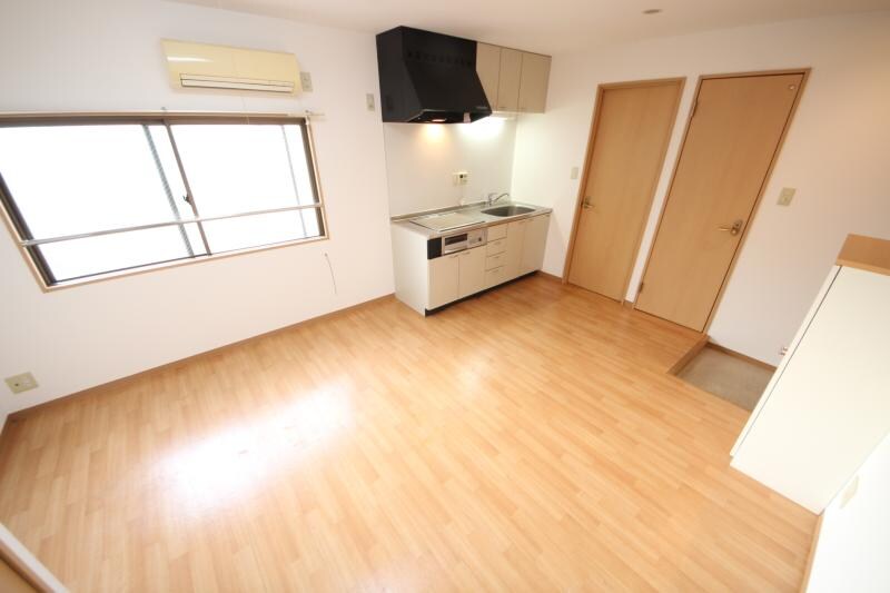 物件内観写真9　(落ち着いたトイレです)