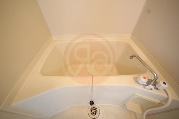 浴室(お風呂で日々の疲れを落としましょう)